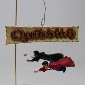 Hallmark Keepsake Ornament "Quidditch Season" Harry Potter 2002 Wind Up